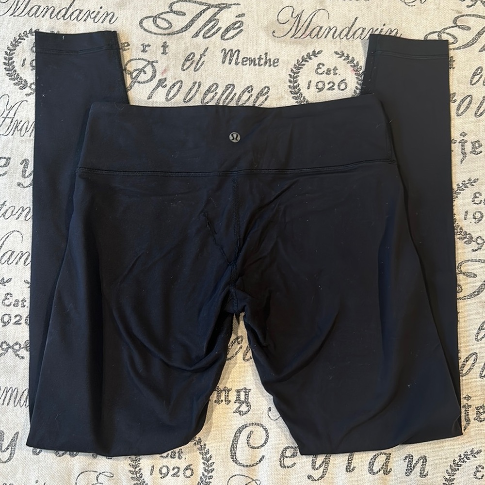 Lululemon leggings 6/8